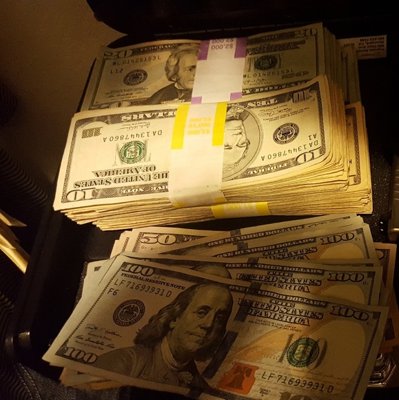 SNEAKE℞×DOCTO℞×℞ESTO℞ATIONS n CUSTOMS - Picture 2 of 8